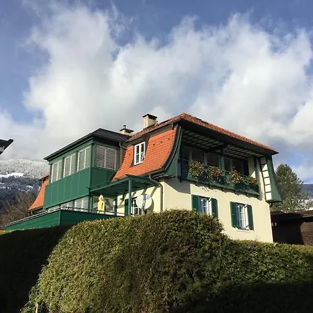 Steger Apartament *